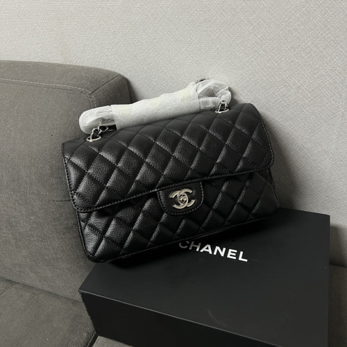 🤴🏻  #샤넬   클래식 플랩백 🤴🏻재입고 완료