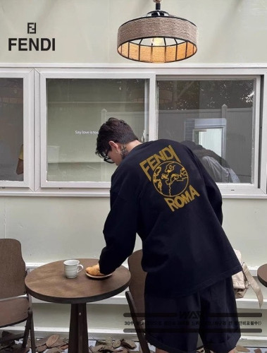 💕 펜* 노랑 지구본 로고 디자인 긴팔티셔츠 (시보리없음)