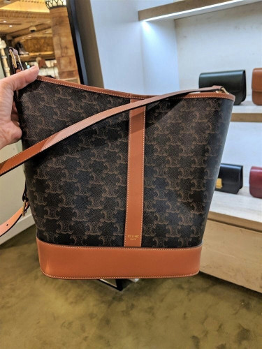 💕 셀** 트리오페 버킷백 트라이엄프 미디엄 191442CAS.04LU