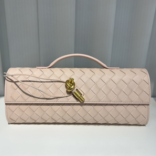 💕 보** 안디아모 클러치