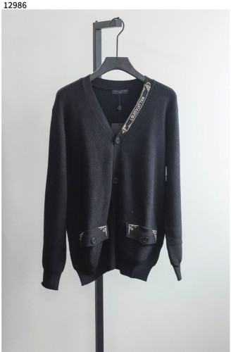 #루이비통 [Louis Vuitton] 엠브로이더드 시그니처 가디건 신상입고💢 #상의 #니트 #12986