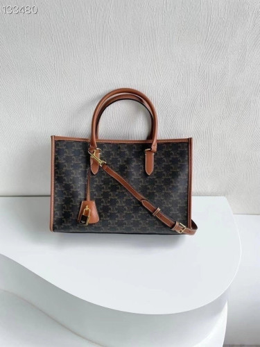 셀린 트리오페 호리즌탈 카바스 토트백