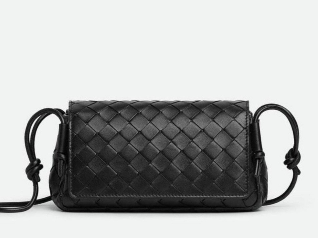 보테 노뚜로노 크로스