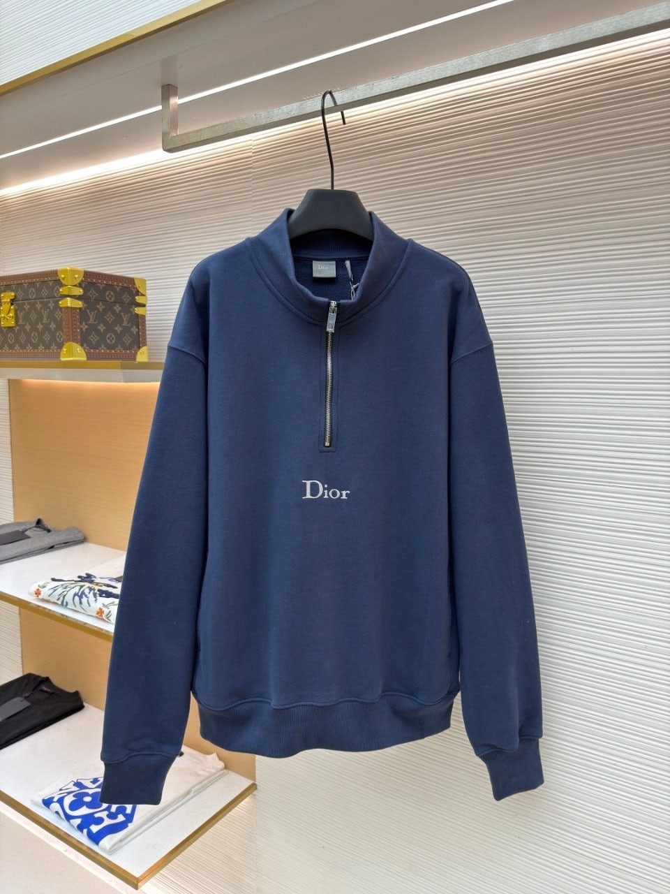 #티셔츠 2026 디*올 D09 지퍼 네크라인 스웨트셔츠 (최상위버전) 입고~ (pri 798622)