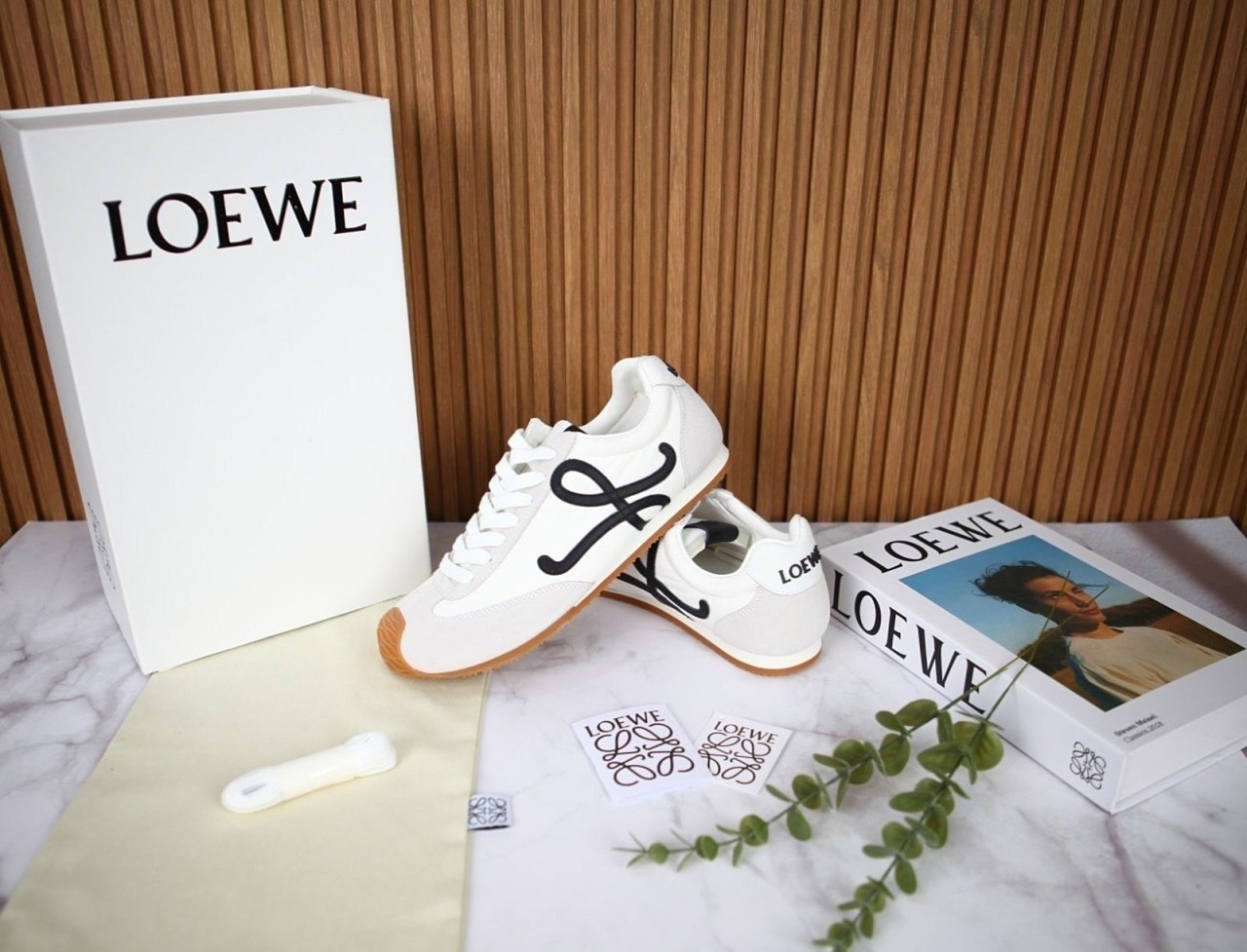 #슈즈 [로에베 발레러너 나일론 앤 카프스킨 화이트 블랙 ] (nav 802264)