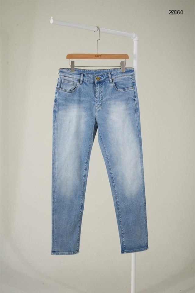 [L.V] 모노그램 포켓 패치 데님진