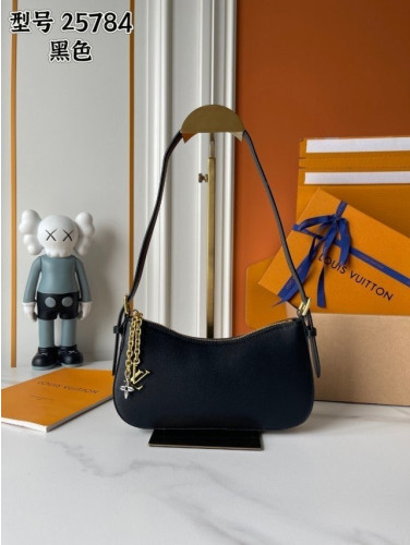 💕 루* 포쉐트 LV 블룸