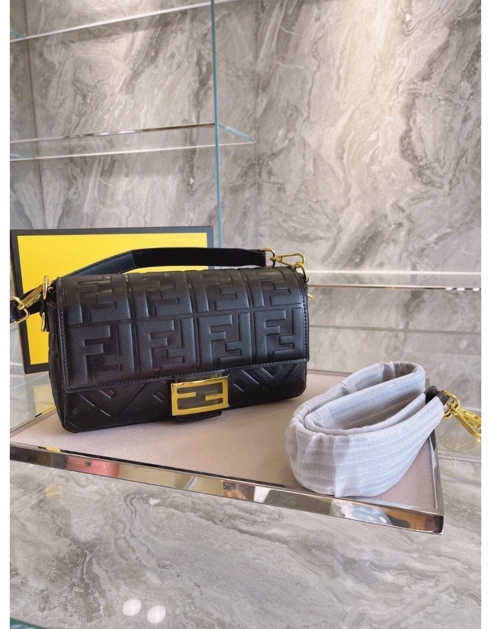 💕 펜* 나파 가죽 바게트백