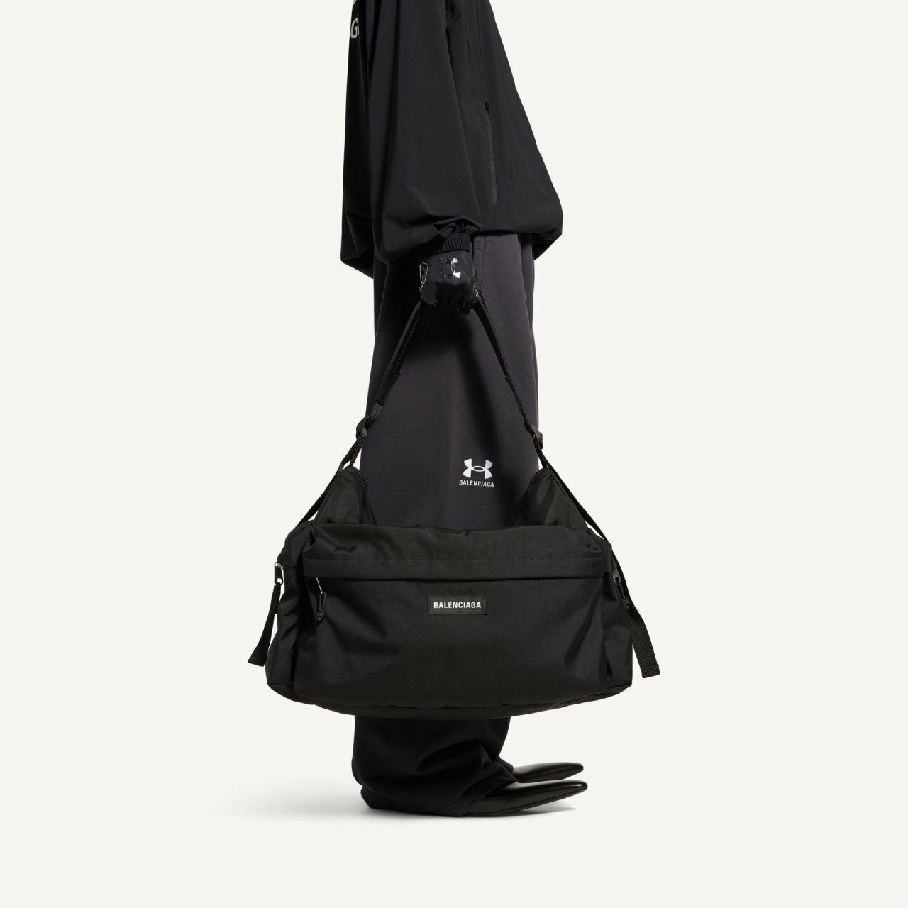 💕 발**** 익스플로러 멀티포켓 위켄더 미디엄 백