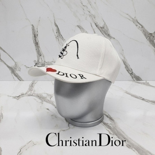 💕 디* bee 자수로고 볼캡 ⚓724