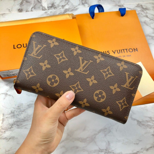 루* 모노그램 지퍼돌이 장지갑