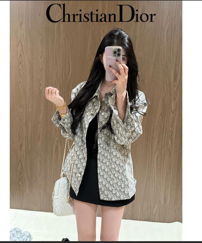 #명품의류 [CristinaDIO.R] 오블리크 패턴 트러커 자켓 (min 490235)