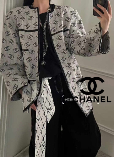 #명품의류 [CHANEL] 로고패턴 라운드 자켓 (min 102240)