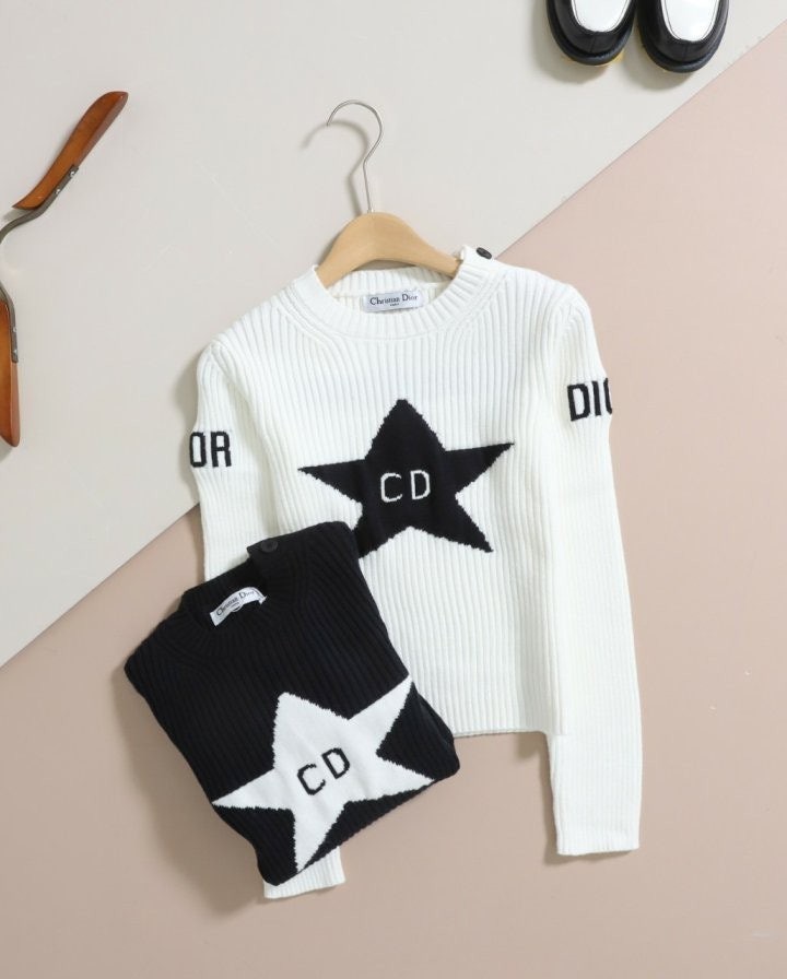 여성 CD 스타 로고 니트 스웨터 DI-1867