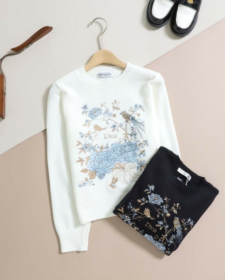 여성 플라워 컬러 자수 니트 스웨터 DI-1859