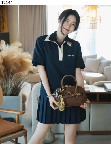 #미우미우 [MIU MIU] 수입프리미엄급 아방뛰르 나파 가죽 미디움 백 신상 입고💢 #태그 #가방 #12144