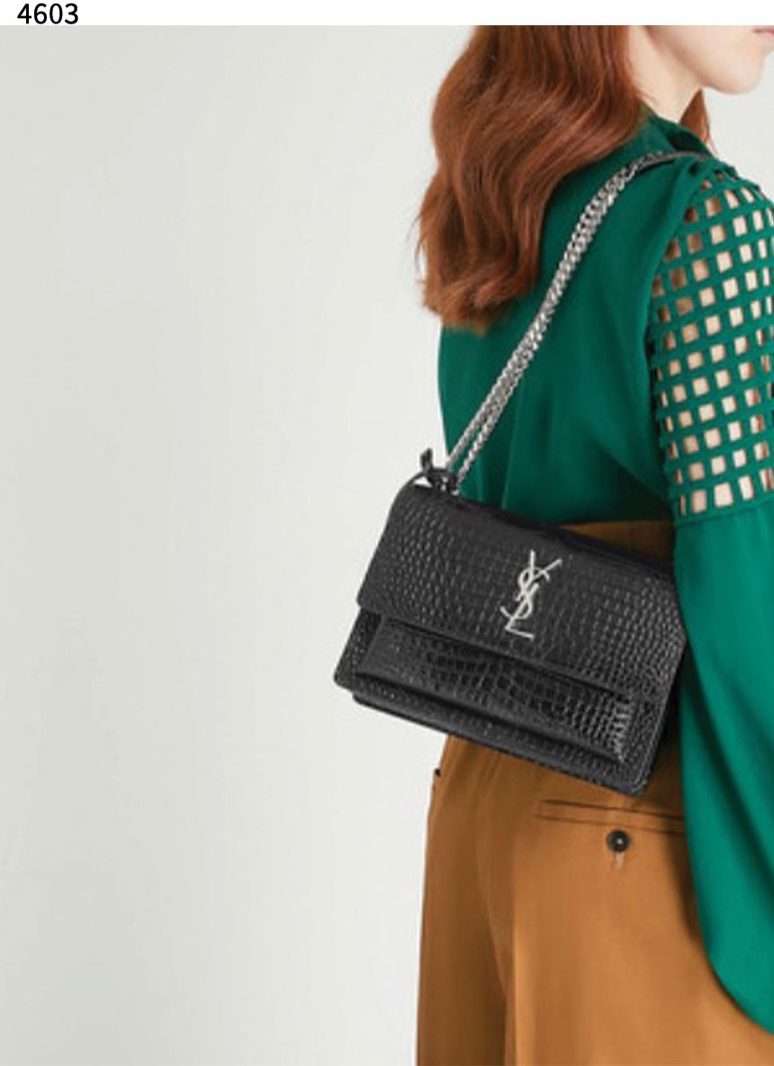 #입생로랑 [YSL] 수입프리미엄급 생로랑 엠보싱 크로커다일 가죽소재 SUNSET 미디움백 신상 입고💢 #태그 #가방 #4603