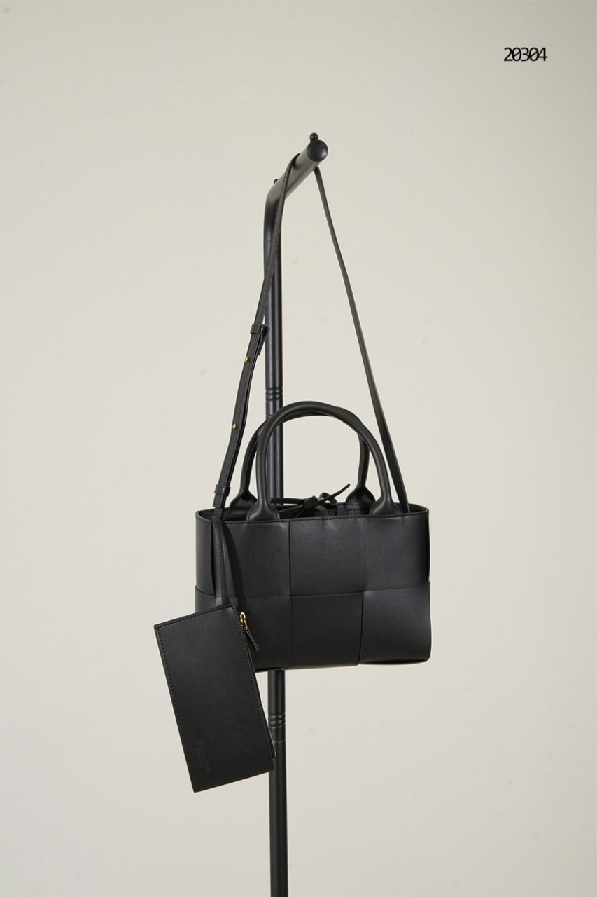 🔆 [Bottega Veneta] 보테가베네타 미니 아르코 토트백 🔆