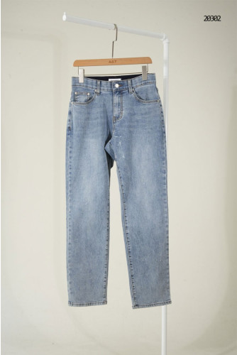 🔆 [THOM BROWNE] 톰브라운 삼선탭 레더패치 스트레이트 데님 팬츠 🔆