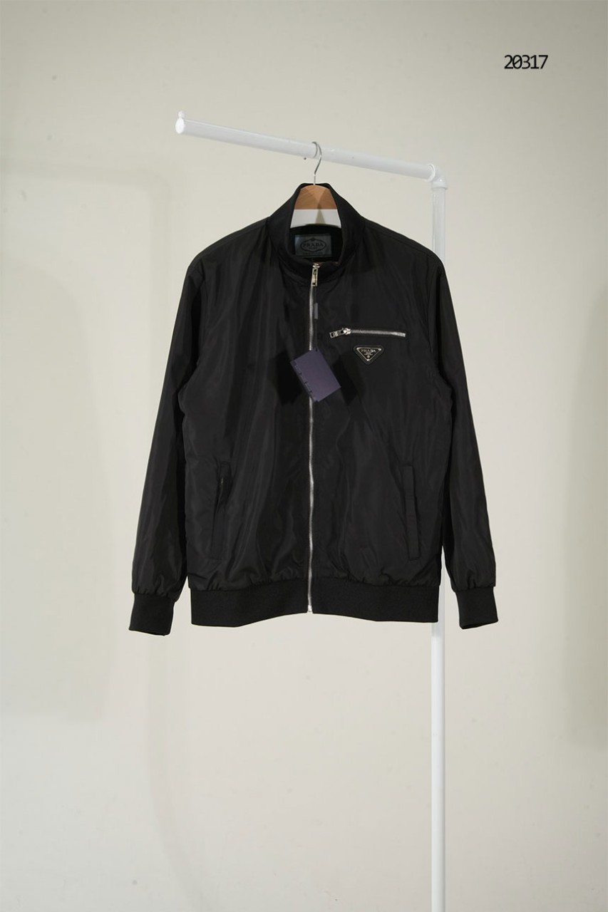 🔆 [PRADA] 프라다 트라이앵글 로고 집업 봄버 자켓🔆