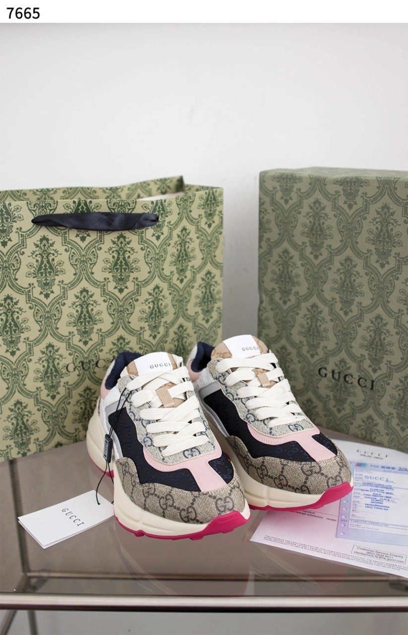 #구찌 [GUCCI] 구찌 라이톤 핑크솔 스니커즈 신상입고💢 #신발 #7665