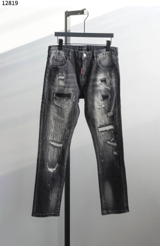 #디스퀘어드2 [dsquared2] 디스 디테일 페이크 패치워크 스케이터 진 신상입고💢 #하의 #팬츠 #12819