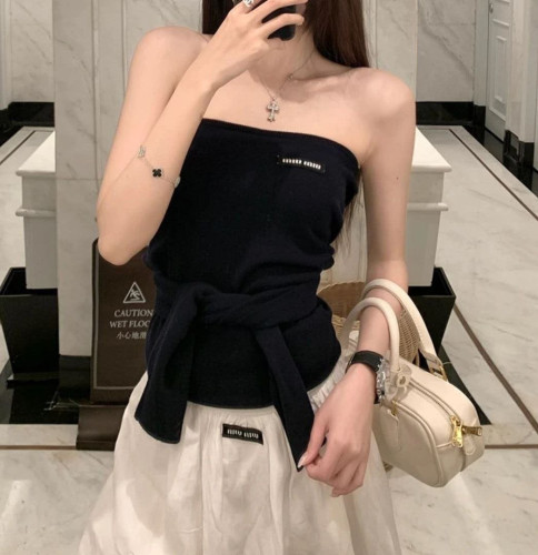 💕 미*** 로고패치 튜브탑 - 수입