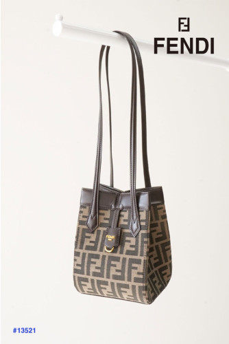 🔆 [FENDI] 팬디 오리가미 미니 자가드 미니백🔆