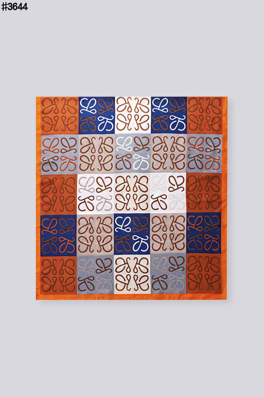 🍀 [LOEWE] 로에베 아나그램 컬러 블록 실크 숄 스카프 🍀