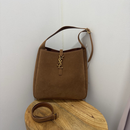 🤴🏻  #입생 YSL 스웨이드 숄더백🤴🏻