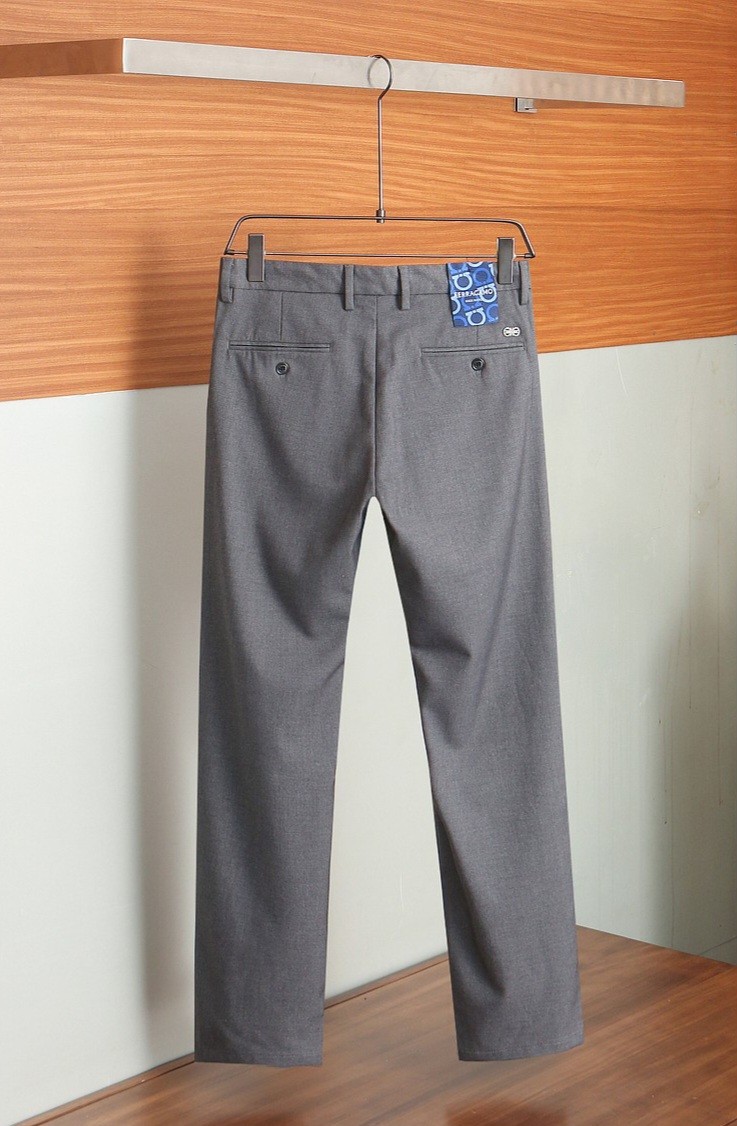 페VVV 로고 패치 슬랙스 팬츠➡️수입최*고급