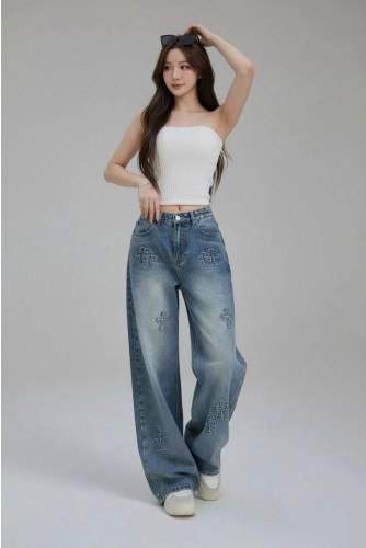 크VVV 크로스 패치 와이드핏 워싱 데님팬츠