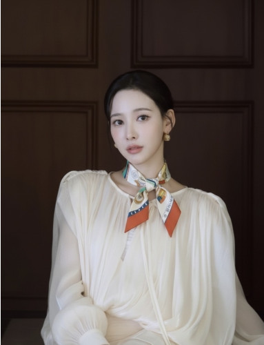 에VVV 오랑쥬 트윌리 실크 방도