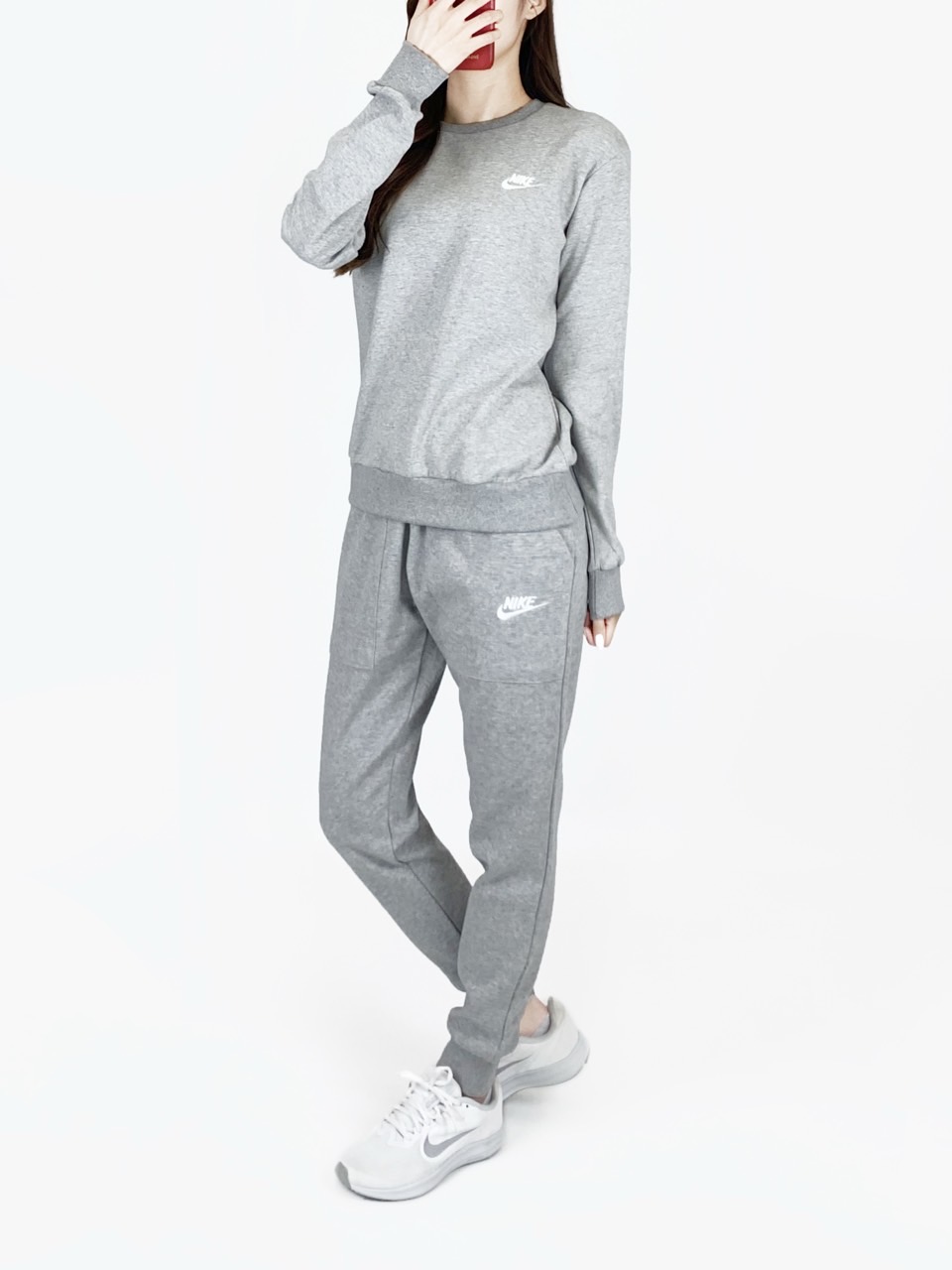 <나이키 특양면 맨투맨 조거 세트>