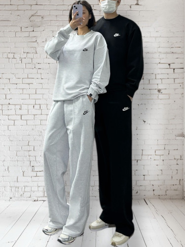 <나이키 맨투맨 와이드 팬츠 세트>