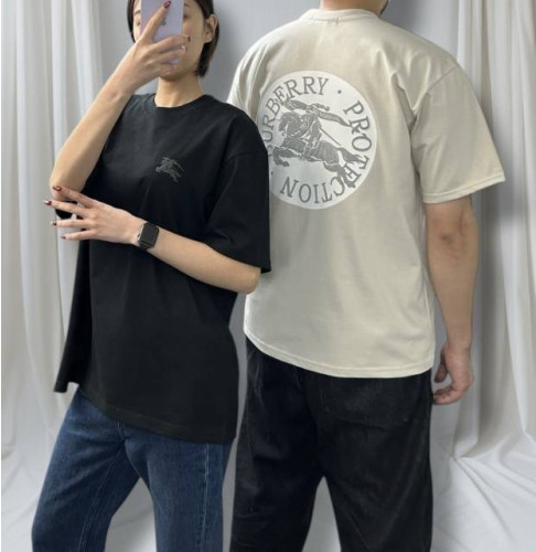 <버버리 엠보나염 면 반팔>