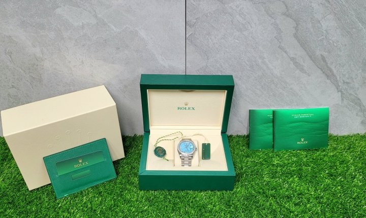 롤렉스 데이데이트36mm 18K화이트골드 금통 입고!!