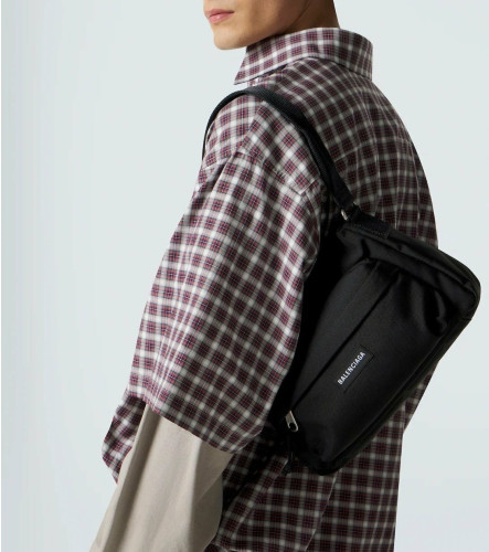 💕 발**** 익스플로러 슬링 파우치