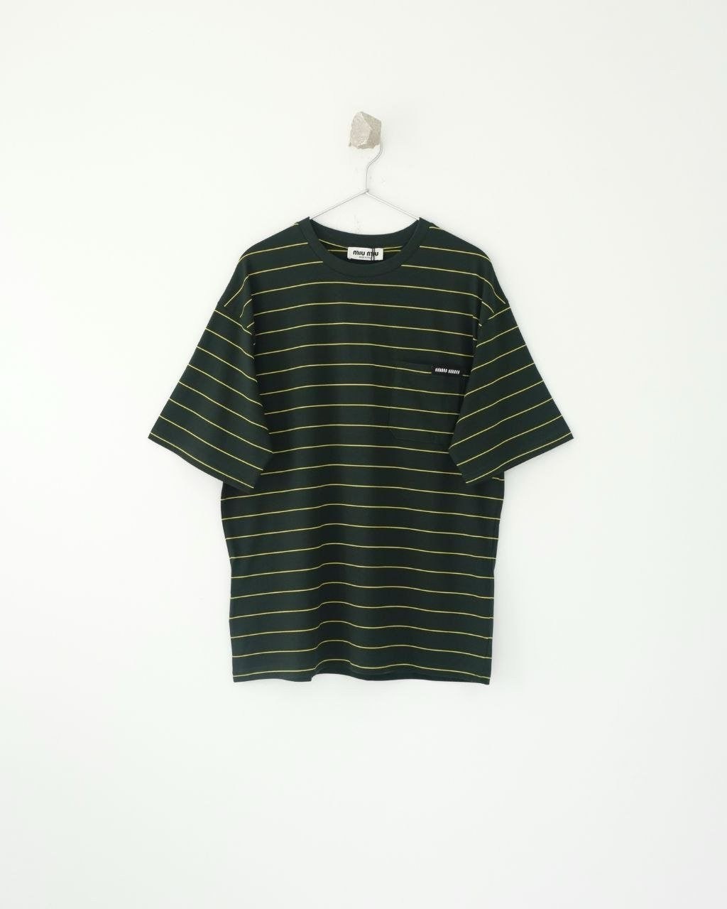 💕 미*** 로고패치 스트라이프 루즈핏 반팔티셔츠 - 수입