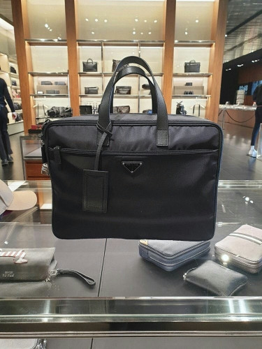 💕 프** 브리프케이스 리나일론 사피아노 Re-Nylon and Saffiano leather briefcase
