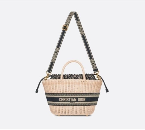 💕 디* 바스켓백