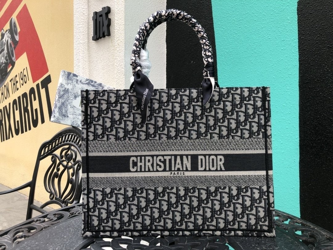 💕 디* 북토트 （블랙）