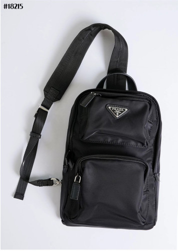 🔆 [PRADA] 프라다 트라이앵글 로고 스퀘어 메신저 백 🔆
