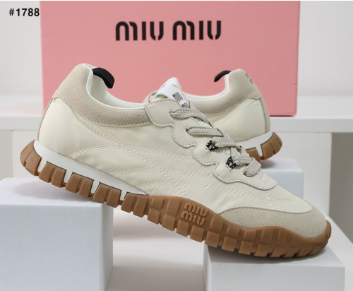 🍀 [MIUMIU] 미우미우 타이어 기능성 소재 및 스웨이드 스니커즈 🍀