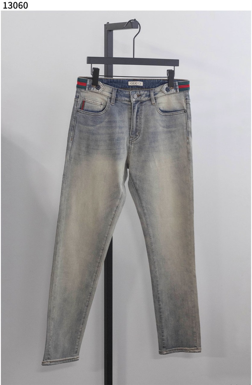 #구찌 [GUCCI] 삼색라벨 워싱 데님 진 신상입고💢 #하의 #팬츠 #13060