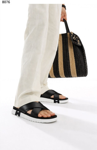 #에르메스 [HERMES] 수입프리미엄급 에르메스 인프라 샌들 신상 입고💢 #태그 #신발 #8076