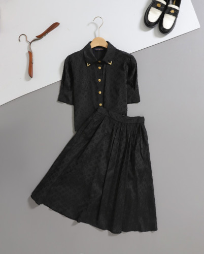 #루이비통 [ L.V ] 모노그램 자카드 셔츠 & 미디 스커트 set 입고💢 #여성세트 #셔츠치마