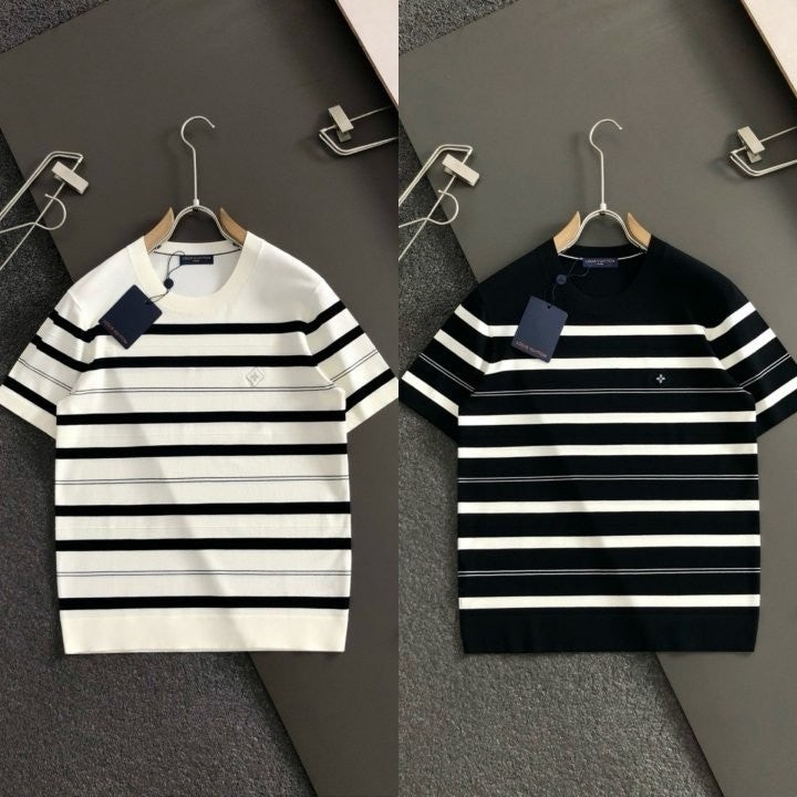 스트라이프 자수로고 라운드 니트 LOU-2667