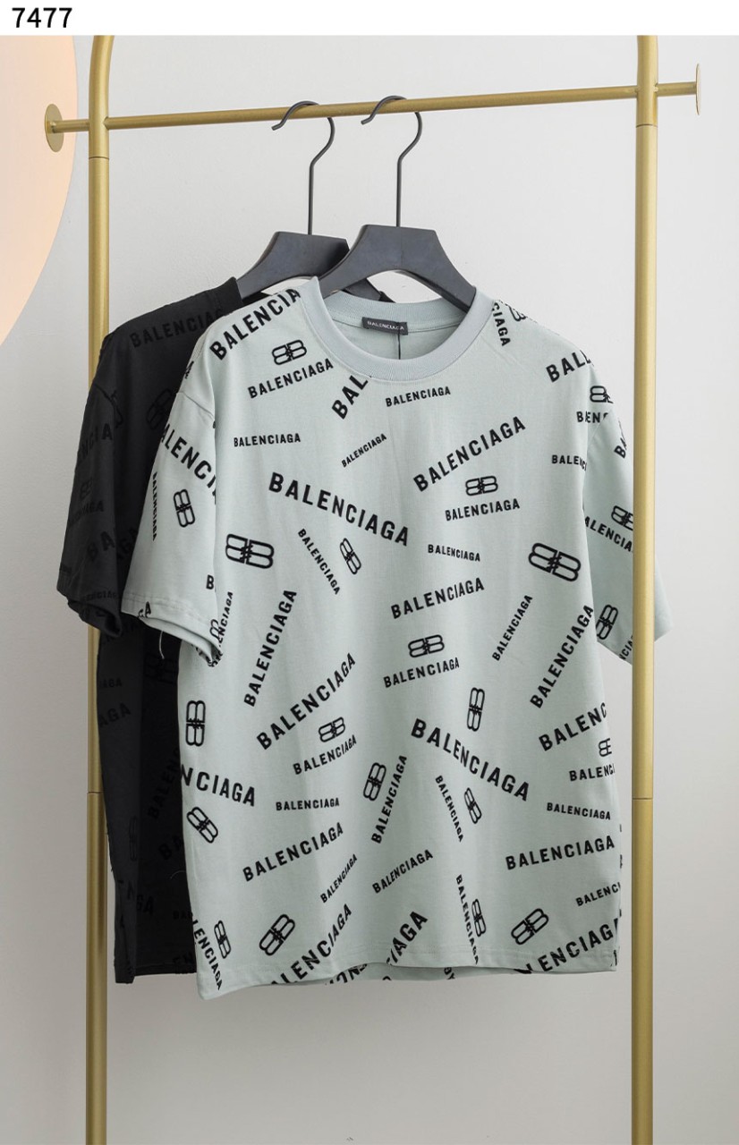 #발렌시아가 [BALENCIAGA] 발렌시아가 멀티로고 라운드 티셔츠 신상입고💢 #상의 #티셔츠 #7477