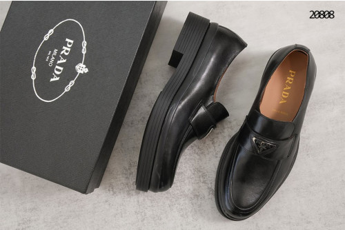 🔆 [PRADA] 프라다 삼각 스틸 남성 로퍼 🔆